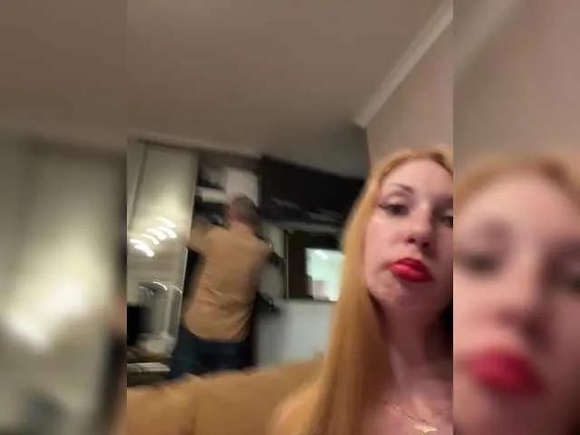 AnnaMaks12 from BongaCams