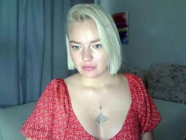 Eva-mmmmm on BongaCams 