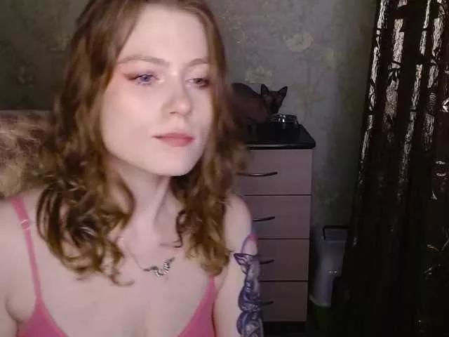 HoneyRain on BongaCams 