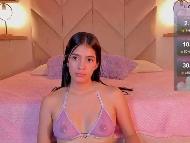 isa-queen on BongaCams 