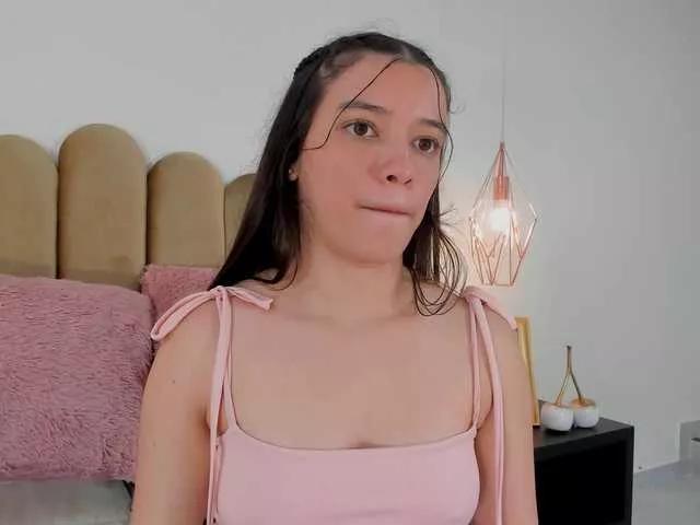 Luciiana-Vega on BongaCams 