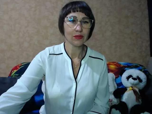 MilfBrunet on BongaCams 