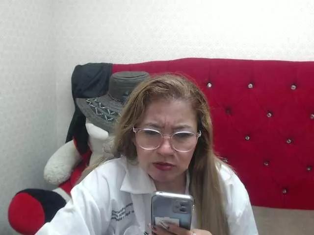 paulaadamsx on BongaCams 