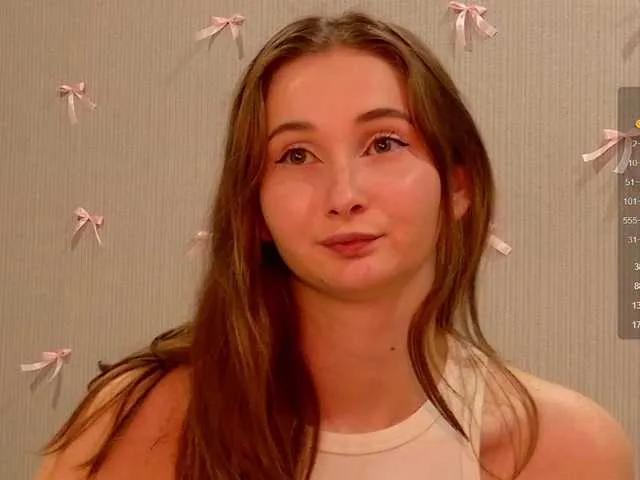 PeachGirl from BongaCams