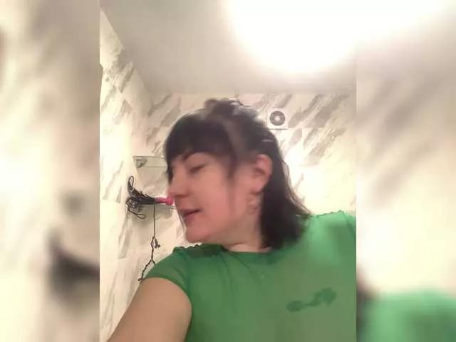 strawberry-1 on BongaCams 