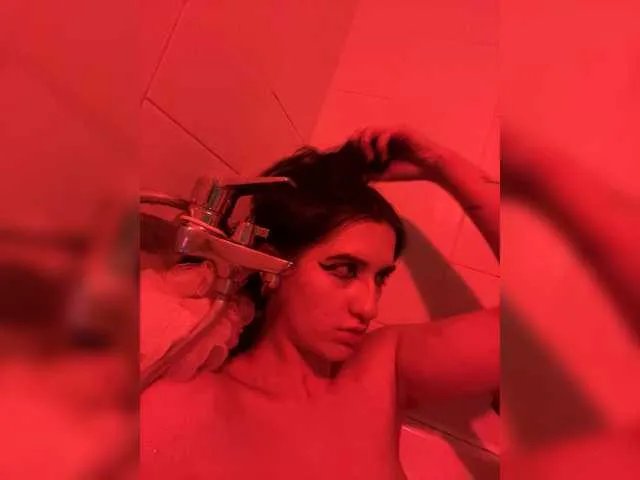 WetLips from BongaCams