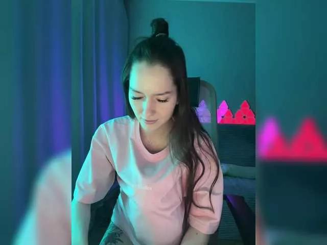 whiteTEAa on BongaCams 