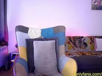 ady_w_o_w on Chaturbate 