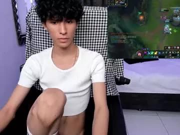 fem_loui on Chaturbate 