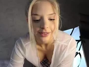 lesi_moonie on Chaturbate 