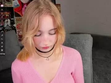 meow_meow_mia on Chaturbate 