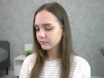 sara_whooops from Chaturbate