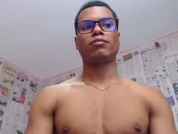 yosue22 on Chaturbate 