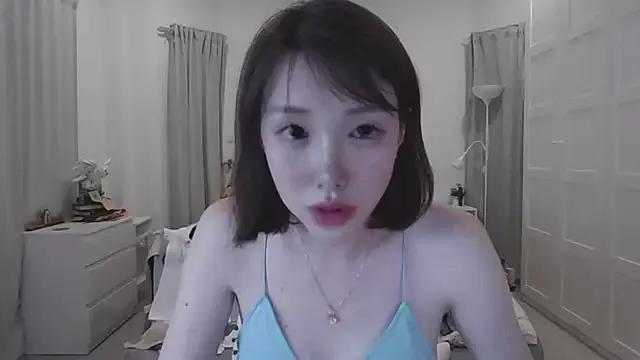 joycemilka on StripChat 