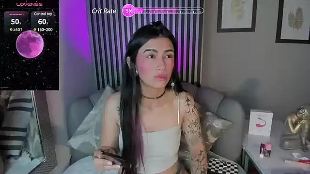 Miadevine_ on StripChat 