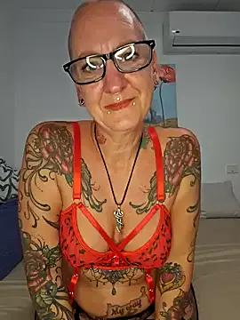 MILF_Emma_ on StripChat 