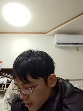 youheikun on StripChat 